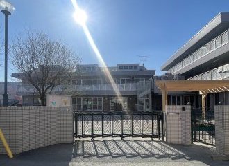 学校法人シャローム学園ひかり認定こども園