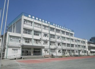 世田谷区立緑丘中学校
